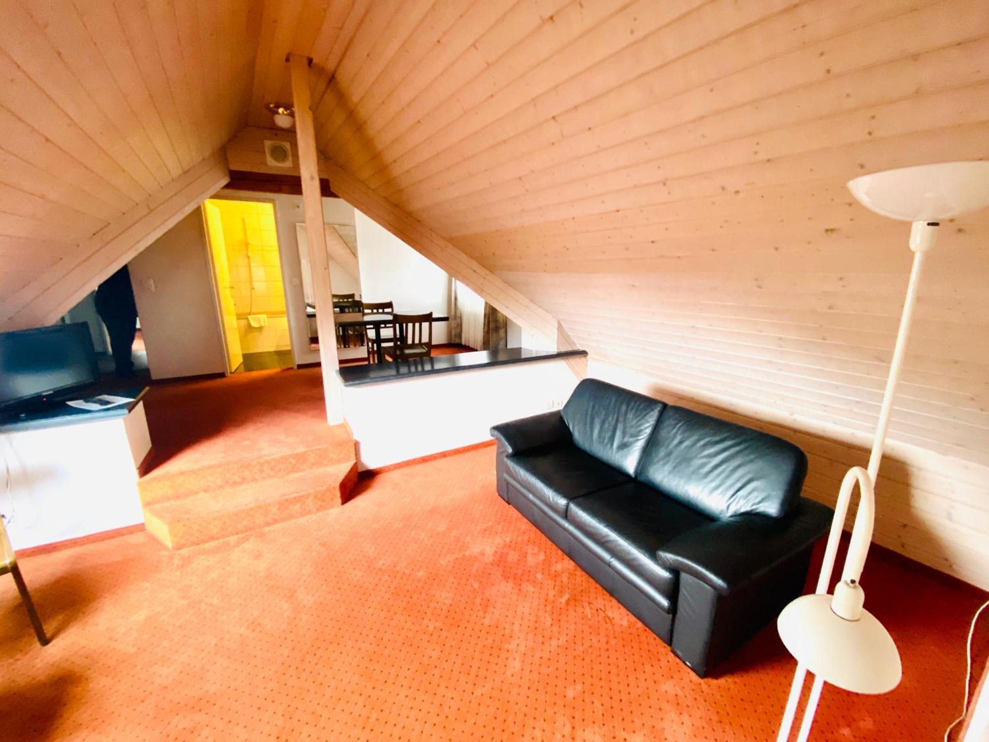 Gasthof Kreuz エーガーキンゲン 部屋 写真